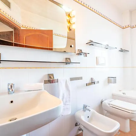 Terrazze Sul Colle Apartment *